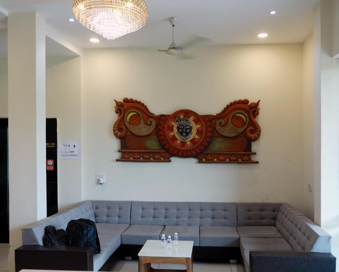 Dewās Hotel Shri Khedapati International מראה חיצוני תמונה