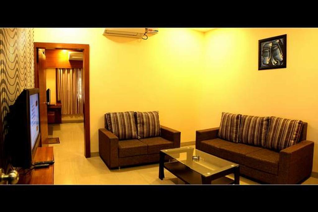 Dewās Hotel Shri Khedapati International מראה חיצוני תמונה