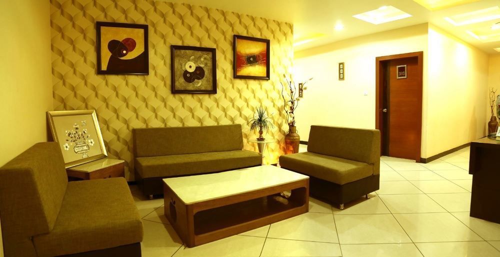 Dewās Hotel Shri Khedapati International מראה חיצוני תמונה