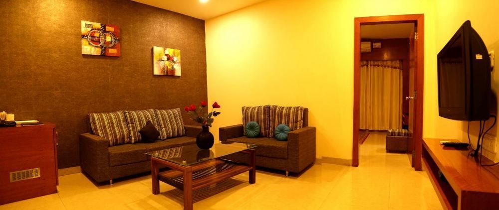 Dewās Hotel Shri Khedapati International מראה חיצוני תמונה