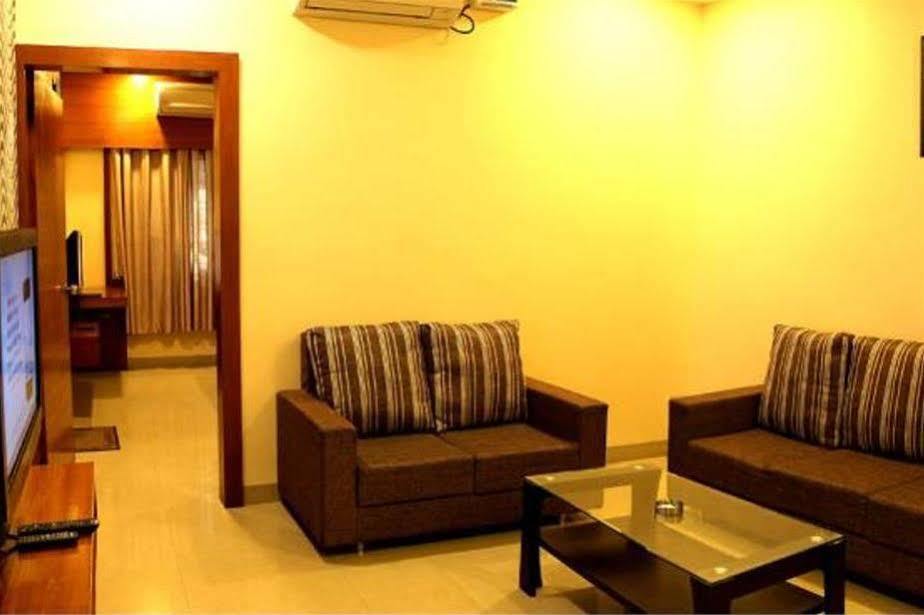 Dewās Hotel Shri Khedapati International מראה חיצוני תמונה