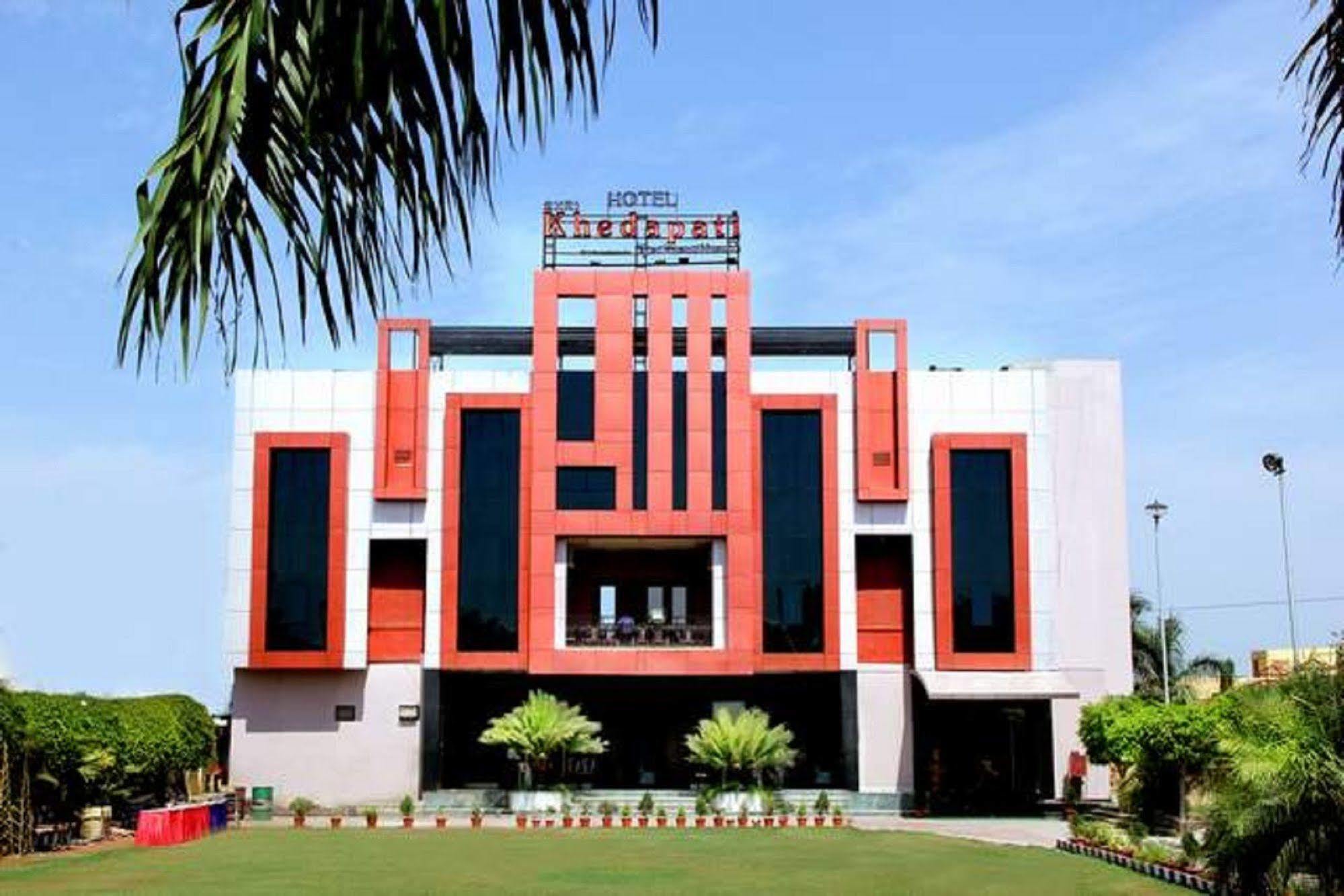 Dewās Hotel Shri Khedapati International מראה חיצוני תמונה
