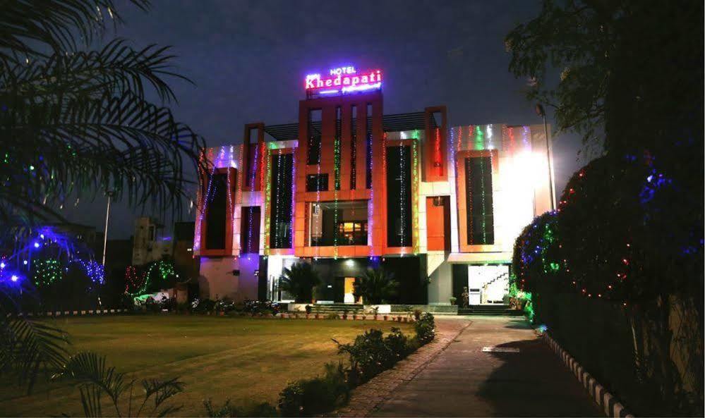 Dewās Hotel Shri Khedapati International מראה חיצוני תמונה